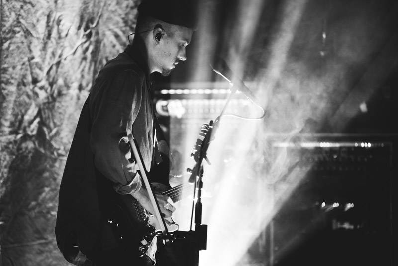 Daughter se svým indie folkem vyprodali Roxy