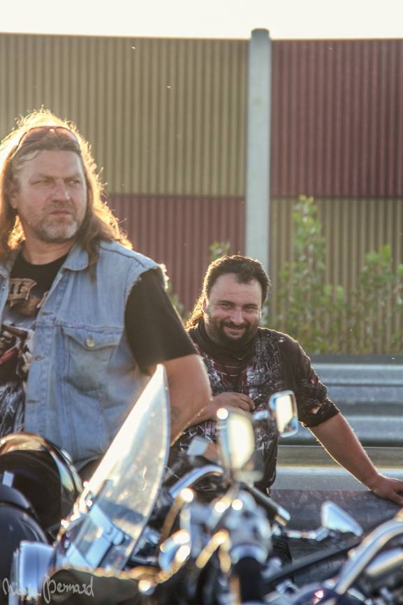 Stovka motorkářů, desítky litrů piva a jedineční Dymytry! Takhle vypadalo natáčení pekelného klipu xxx