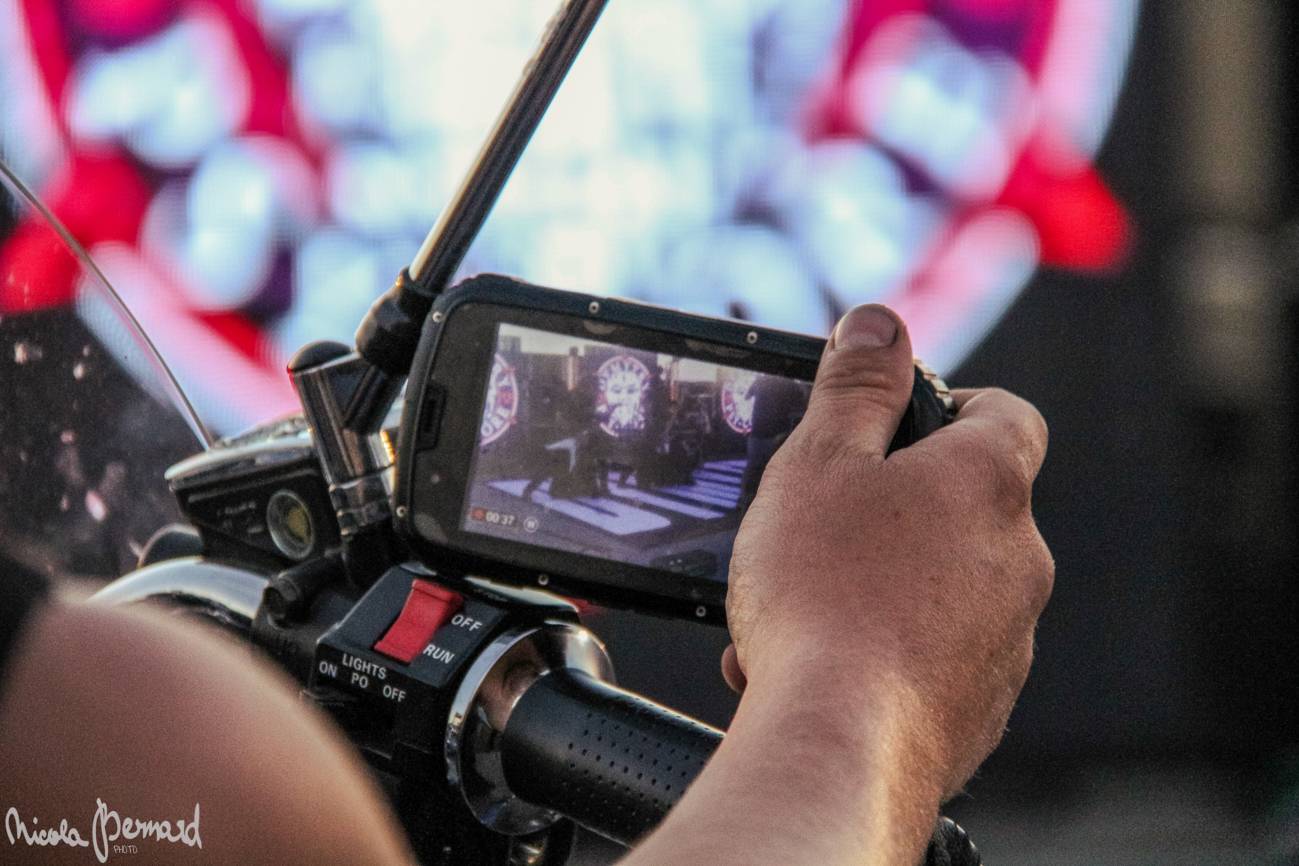 Stovka motorkářů, desítky litrů piva a jedineční Dymytry! Takhle vypadalo natáčení pekelného klipu xxx