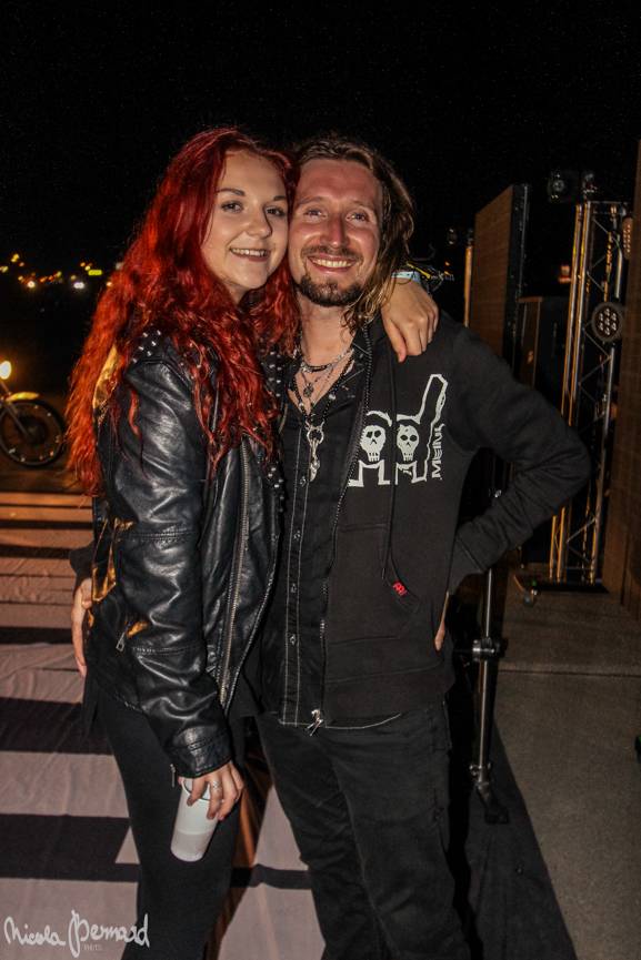 Stovka motorkářů, desítky litrů piva a jedineční Dymytry! Takhle vypadalo natáčení pekelného klipu xxx