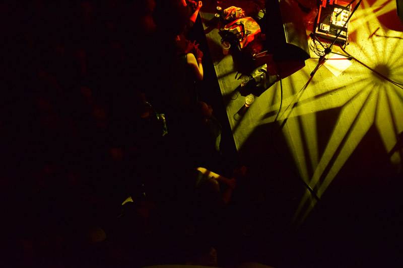 Minuty jsou zpět: Minus123minut znovu pohltili pražské publikum svým energickým funkem