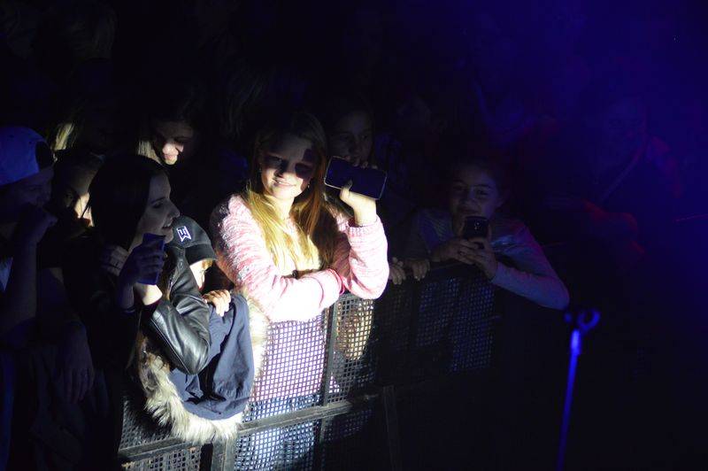 Slza v Praze bojovala s proudem, SaSaZu vyprodala hlavně mladá generace