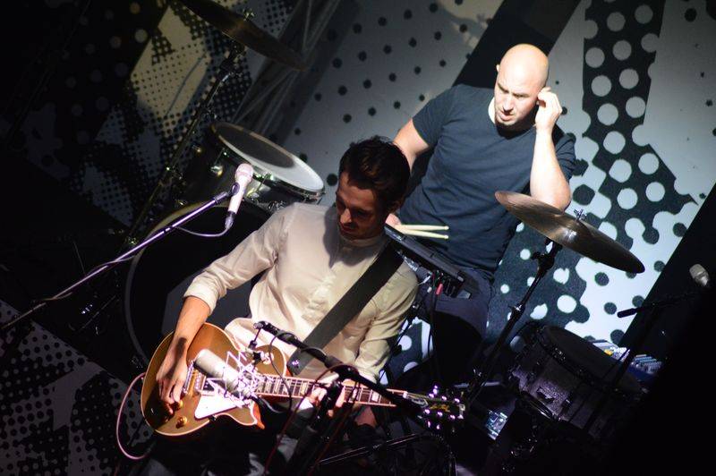 Slza v Praze bojovala s proudem, SaSaZu vyprodala hlavně mladá generace