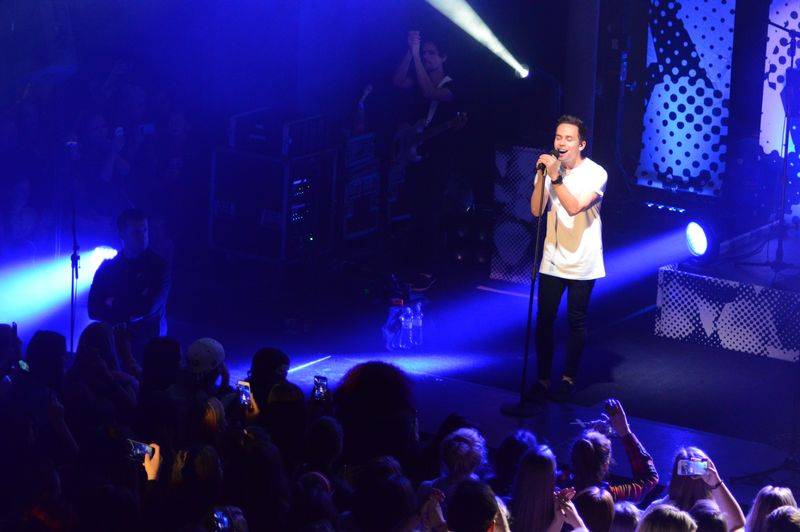 Slza v Praze bojovala s proudem, SaSaZu vyprodala hlavně mladá generace