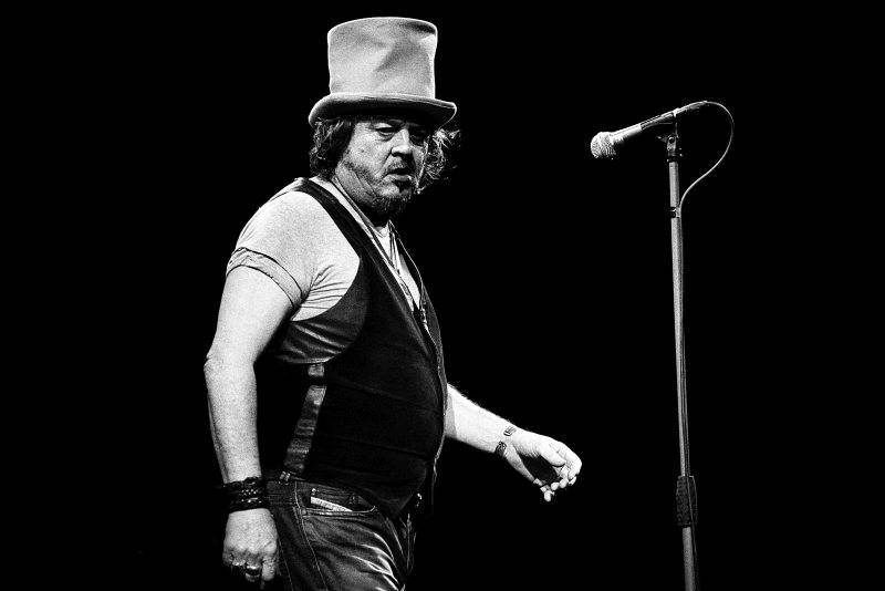 Zucchero po pěti letech v Praze: Italská persona vypustila černou kočku