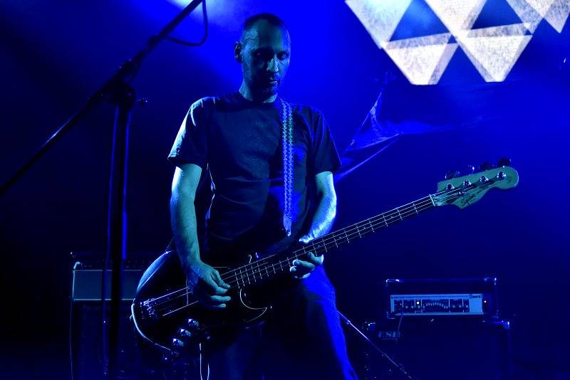 New Model Army v Praze přivolávali zimu