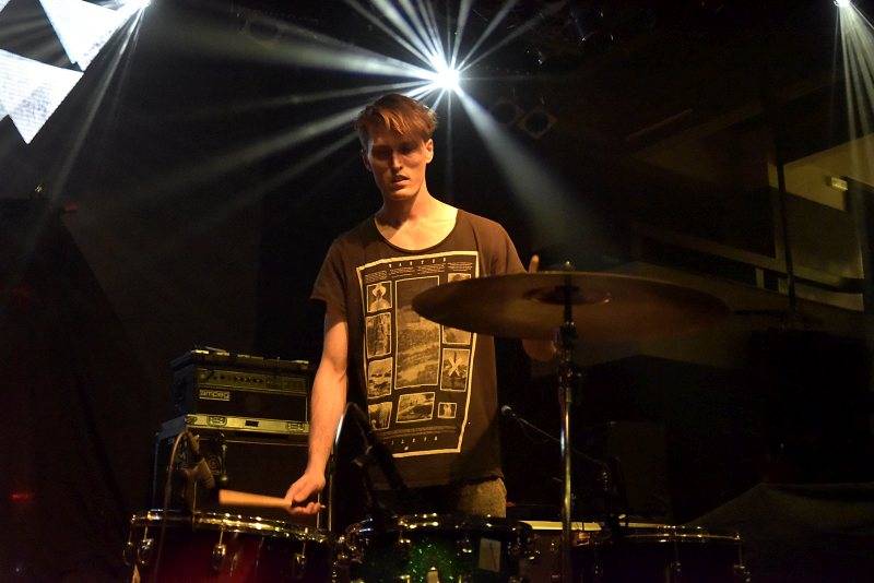 New Model Army v Praze přivolávali zimu