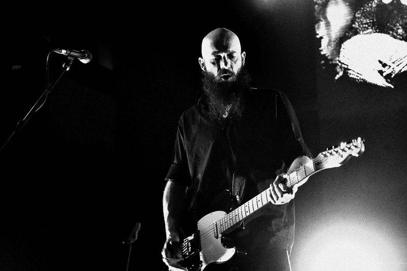 New Model Army v Praze přivolávali zimu