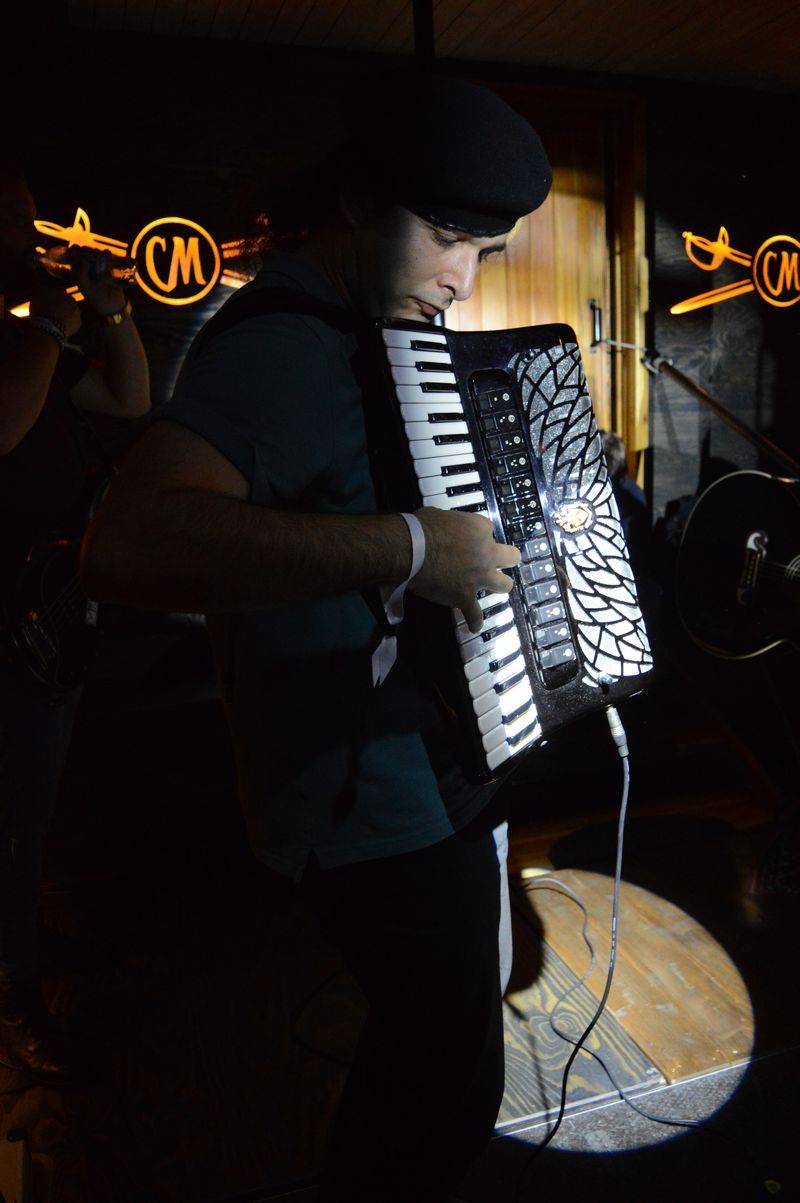 Marek Ztracený zahrál na lodi. Harmonika Tour je jeho nejkomornější šňůra