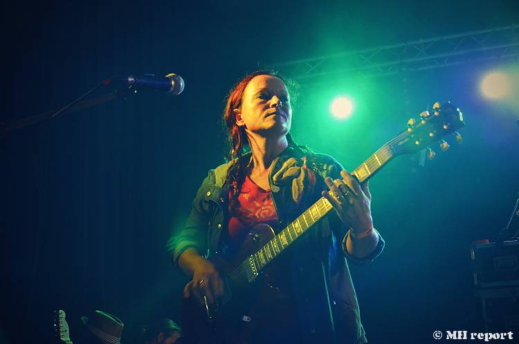 Gaia Mesiah strhla i fanoušky v Plzni. Energie se valila klubem