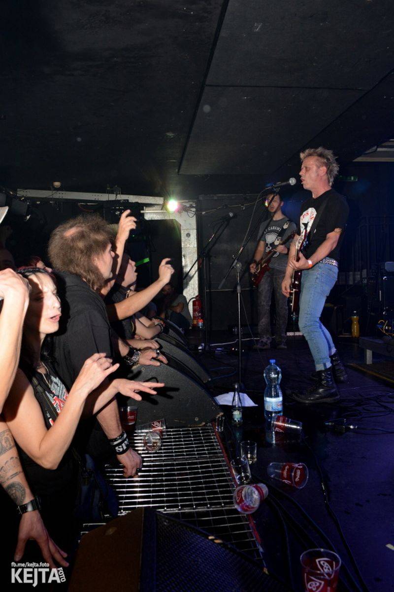 Pogotour v Rock Café: Divoký mejdan skupin SPS, E!E a Zputnik