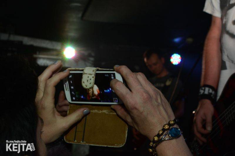 Pogotour v Rock Café: Divoký mejdan skupin SPS, E!E a Zputnik