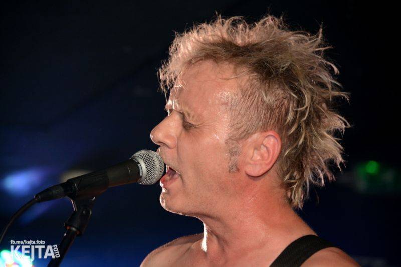 Pogotour v Rock Café: Divoký mejdan skupin SPS, E!E a Zputnik