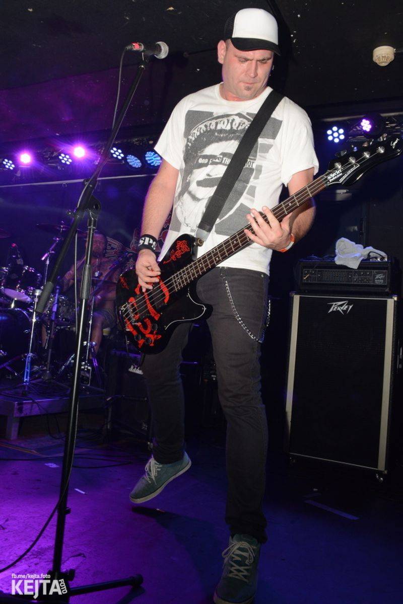 Pogotour v Rock Café: Divoký mejdan skupin SPS, E!E a Zputnik