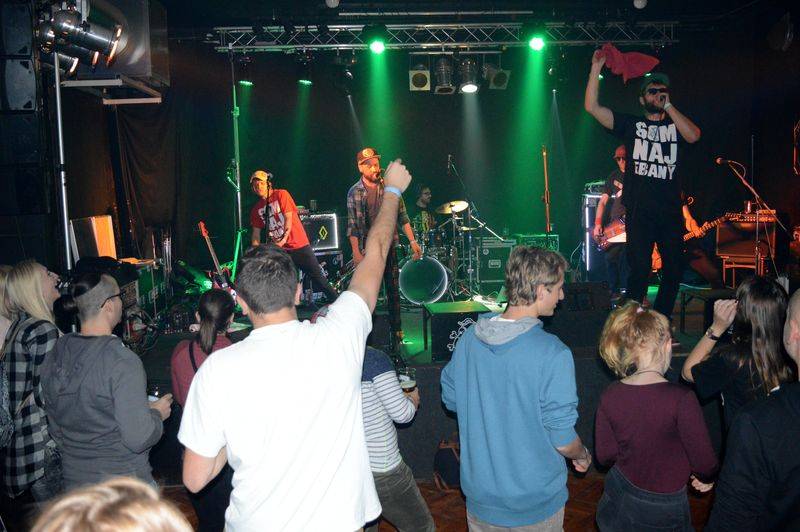 Smola a hrušky v Chrudimi bavili, příští rok budou slavit 