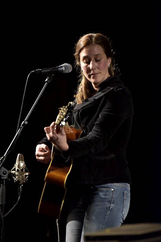 Do Prahy se sjely Kytarové rebelky: Jana Šteflíčková, Dagmar Voňková a Jennifer Batten