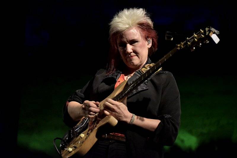 Do Prahy se sjely Kytarové rebelky: Jana Šteflíčková, Dagmar Voňková a Jennifer Batten