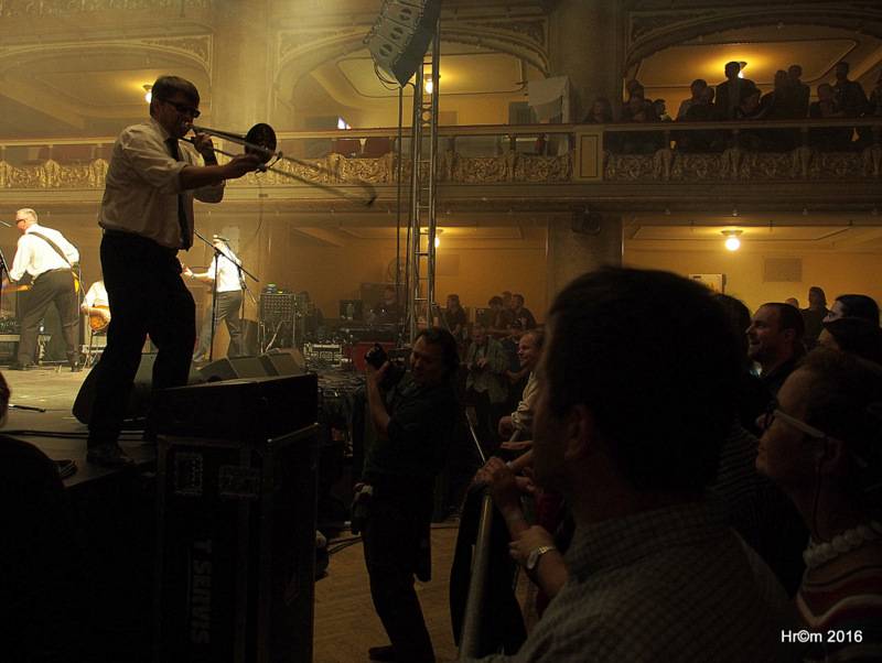 V Lucerně blahopřálo Václavu Havlovi osmdesát gratulantů