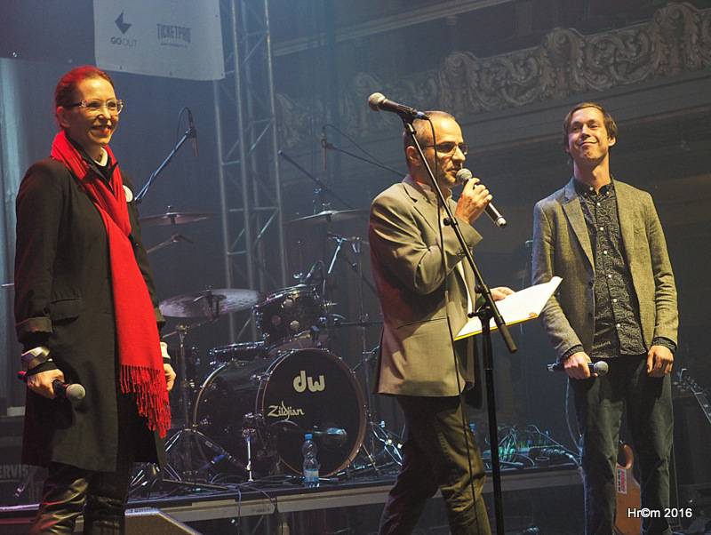 V Lucerně blahopřálo Václavu Havlovi osmdesát gratulantů