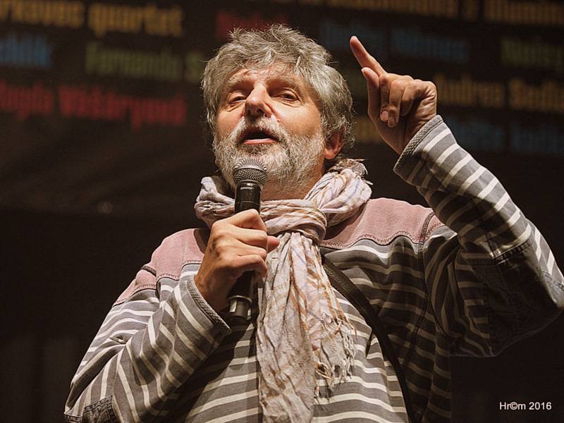 V Lucerně blahopřálo Václavu Havlovi osmdesát gratulantů