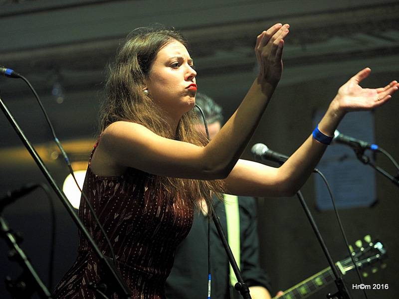 V Lucerně blahopřálo Václavu Havlovi osmdesát gratulantů