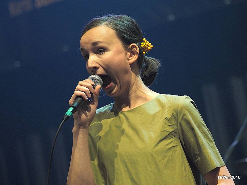 V Lucerně blahopřálo Václavu Havlovi osmdesát gratulantů