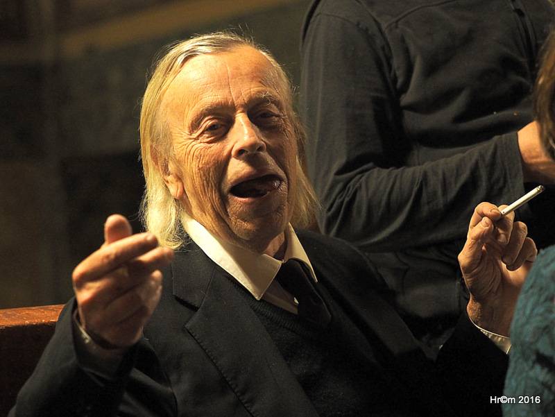 V Lucerně blahopřálo Václavu Havlovi osmdesát gratulantů