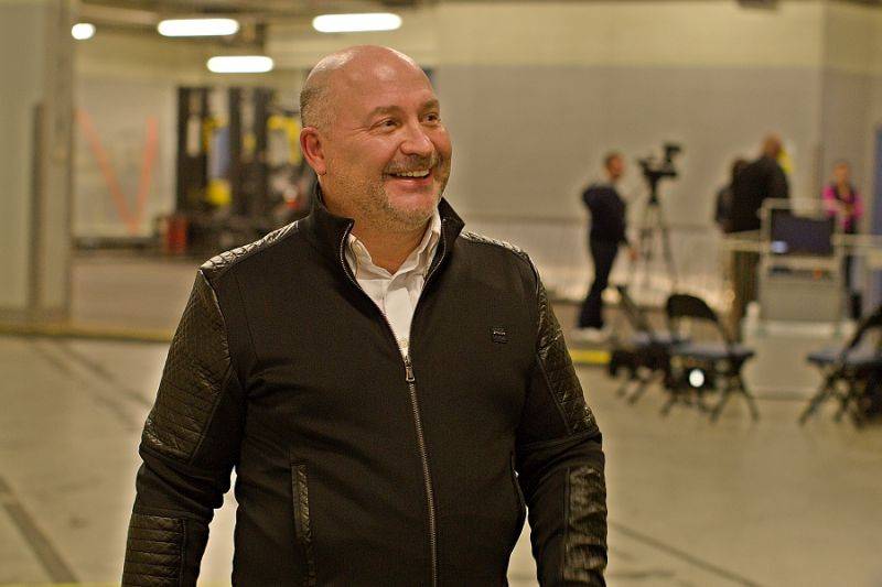 Český mejdan v O2 areně: Pro 20 tisíc lidí zpívali Jelen, No Name, Miro Žbirka i Karel Gott