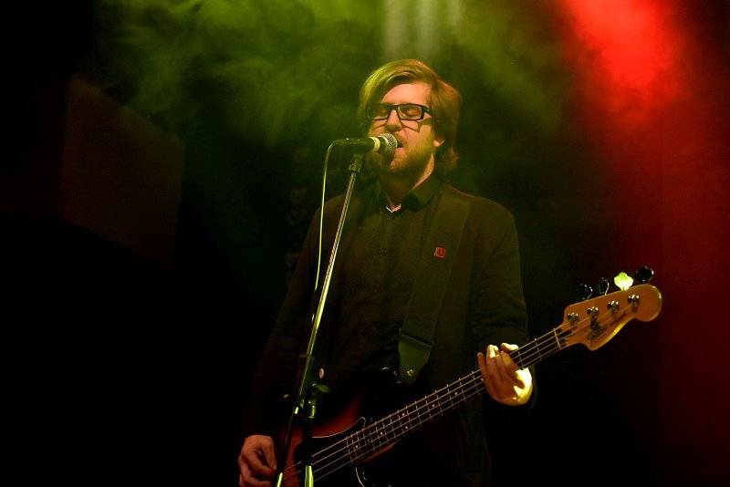 Osm desítek gratulantů obsadilo Lucernu. Václav Havel by slavil 80 let