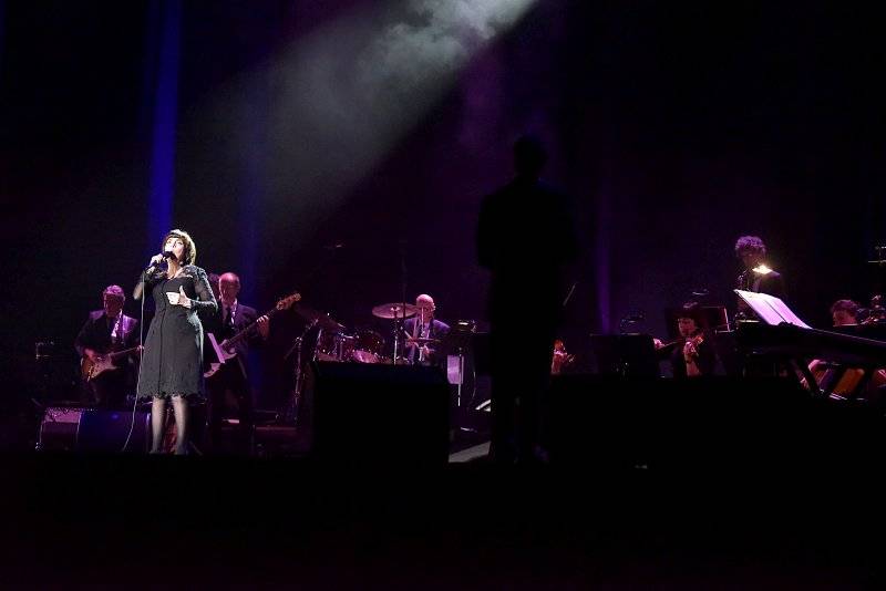 Francouzská legenda Mireille Mathieu připomněla v Praze sílu svých šansonů