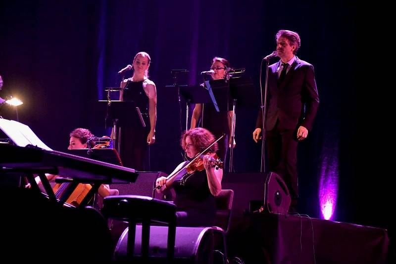 Francouzská legenda Mireille Mathieu připomněla v Praze sílu svých šansonů