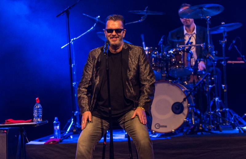 Richard Müller rozzářil pražskou Hybernii, přizval si Dana Bártu a Michala Pavlíčka