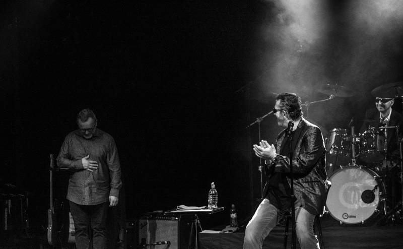 Richard Müller rozzářil pražskou Hybernii, přizval si Dana Bártu a Michala Pavlíčka