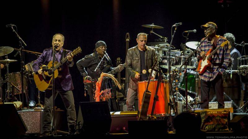 Paul Simon odstartoval turné koncertem v Praze