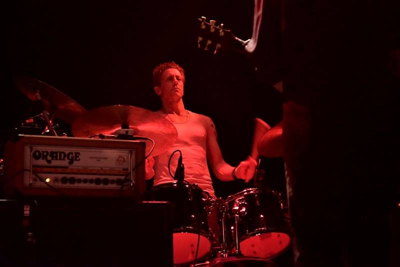 Swans zahráli v Praze naposledy, v Divadle Archa bylo plno