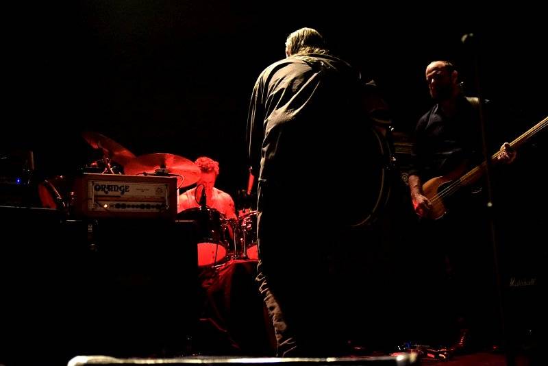 Swans zahráli v Praze naposledy, v Divadle Archa bylo plno