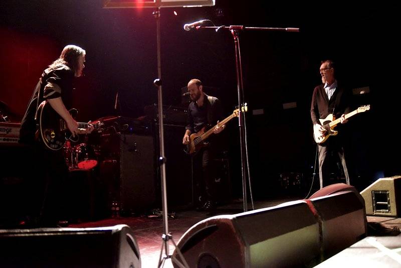 Swans zahráli v Praze naposledy, v Divadle Archa bylo plno