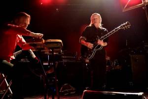 Swans zahráli v Praze naposledy, v Divadle Archa bylo plno