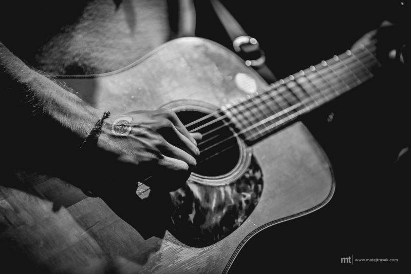 Tomáš Klus ve Foru Karlín: Turné Recyklus zavítalo do Prahy