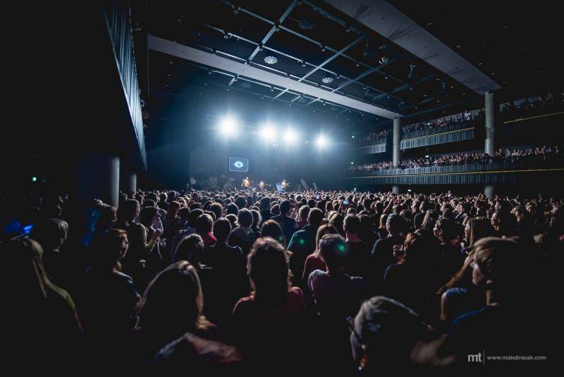 Tomáš Klus ve Foru Karlín: Turné Recyklus zavítalo do Prahy