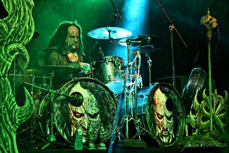 Lordi v Hluku: Obrovská show plná efektů a krve