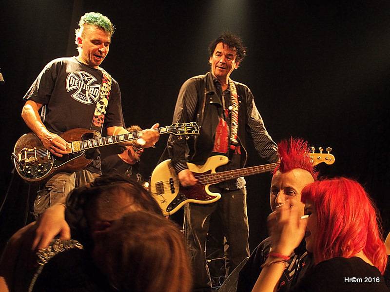 Plexis v Poličce podpořili handicapované děti