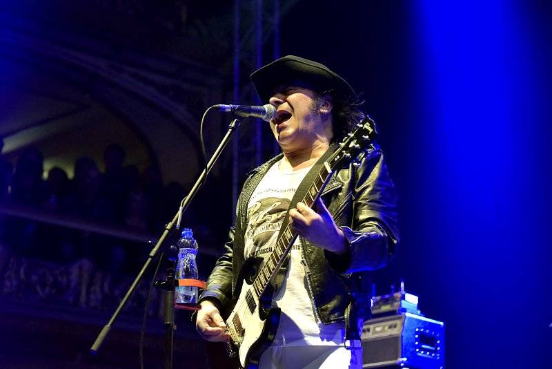 Slade přivezli své glamrockové hity do pražské Lucerny