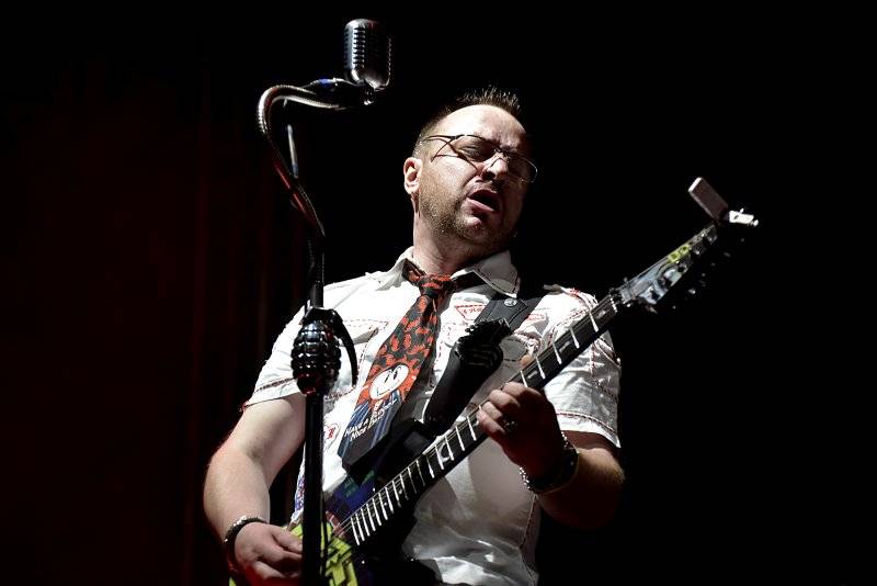 Slade přivezli své glamrockové hity do pražské Lucerny