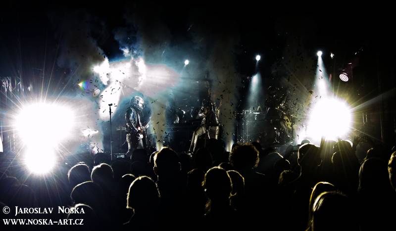 Mandrage v Kadani: Vyprodané Orfeum zažilo hru světel a stínů