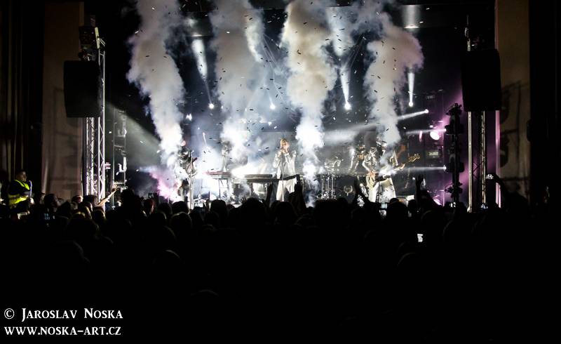 Mandrage v Kadani: Vyprodané Orfeum zažilo hru světel a stínů