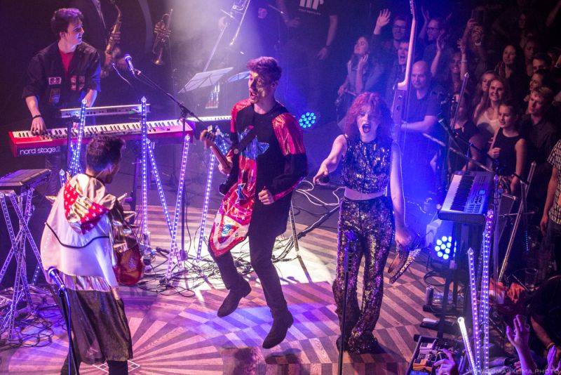 Mydy Rabycad se v Praze řídili jednoduchým heslem: Just Dance! 