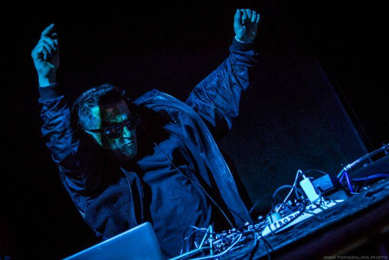 Mydy Rabycad se v Praze řídili jednoduchým heslem: Just Dance! 