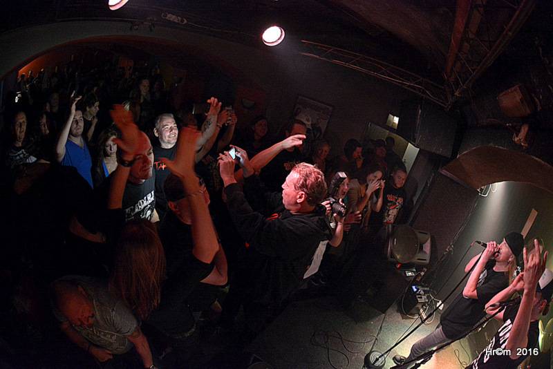 Tak jo! i letos roztančili pražský Kain, tentokrát za podpory Maniac