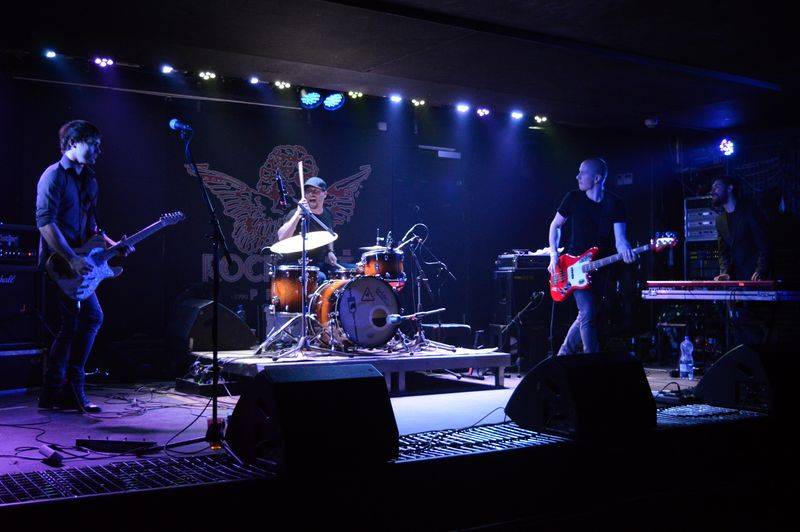 Svátky hudby v Rock Café patřily alternativě: Zahrály kapely Strom stínu a Animé